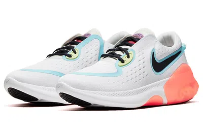 Nike (wmns)  Joyride Run 2 Pod 'glacier Ice' In Multi