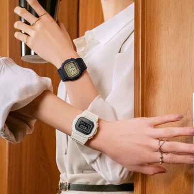 Casio G-shock Digital 'white'