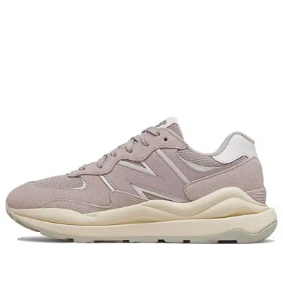 New Balance (wmns)  57/40 'logwood Team Cream' In Pink