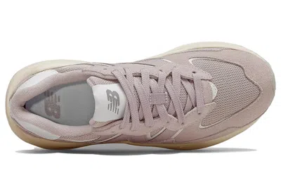 New Balance (wmns)  57/40 'logwood Team Cream' In Pink