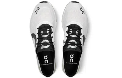 On Running Cloudboom Echo 'white Black Green'