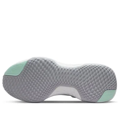 Nike (wmns)  Zoomx Invincible Run Flyknit 2 'barely Green Mint Foam'