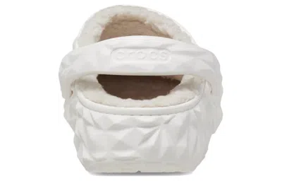 Crocs Classic Lined Geometric Clog In White