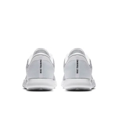 Nike (wmns)  Flex Trainer 7 Low-top White/grey In Gray