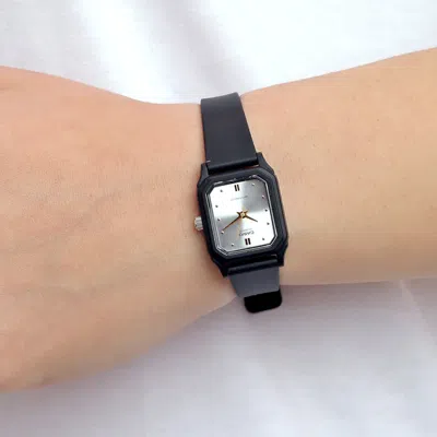 Casio Sports Quartz Waterproof White Analog In Black