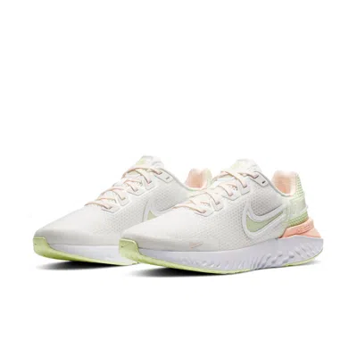 Nike (wmns)  Legend React 3 'barely Volt' In White