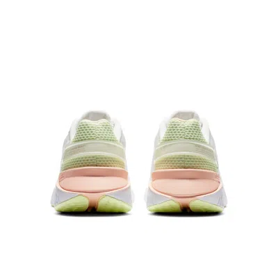 Nike (wmns)  Legend React 3 'barely Volt' In White