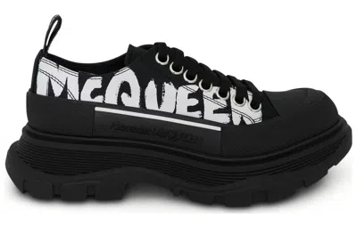 Alexander Mcqueen (wmns)  Tread Slick Low Lace Up Canvas Graffiti 'black White'