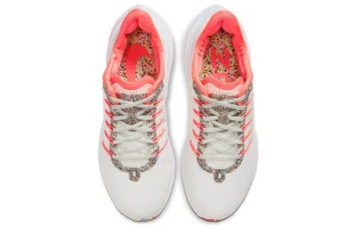 Nike (wmns)  Air Zoom Vomero 14 'white Pink' In Neutral