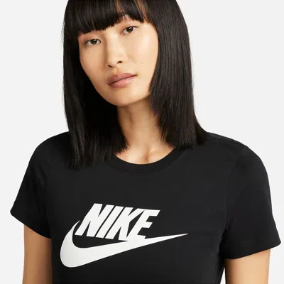 Nike Women's  Sportswear Essentials Logo T-shirt
