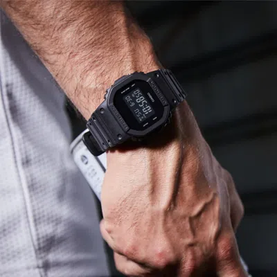 Casio G-shock Square 'black'