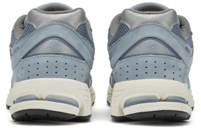 New Balance Blue 2002r Sneakers