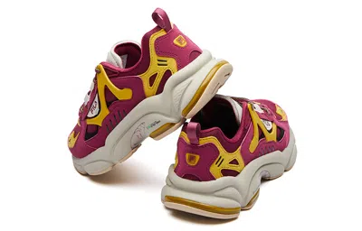 Fila (wmns)  Rjv Low-top Running Shoes 'red' In Multi