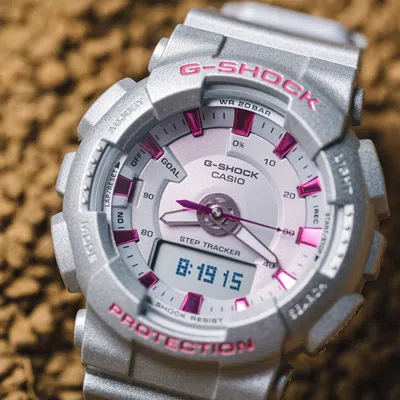 Casio G-shock Analog-digital 'grey' In Metallic