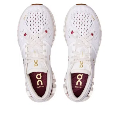 On Cloud X 4 Sneakers In White