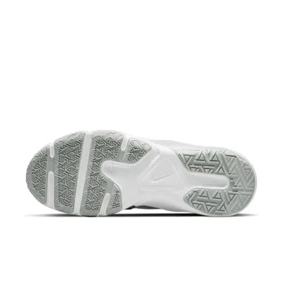 Nike (wmns)  Legend Essential 2 'photon Dust Metallic Silver' In Gray