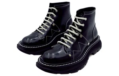 Alexander Mcqueen Contrast Stitching Chunky Outsole Patent Leather Combat Boots In Black