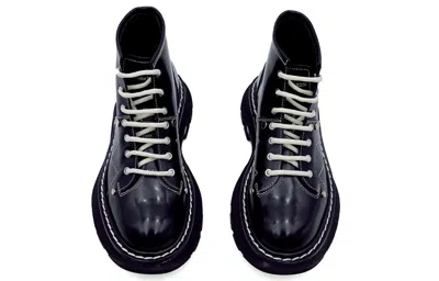 Alexander Mcqueen Contrast Stitching Chunky Outsole Patent Leather Combat Boots In Black