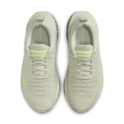 Nike (wmns)  Reactx Infinity Run 4 Premium 'light Bone Cargo Khaki' In Neutral