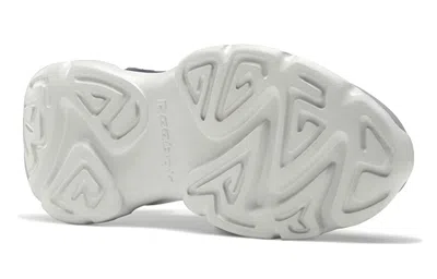 Reebok Unisex Royal Ec Ride 4 Running Shoes Grey/white In Gray