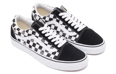 Vans Ua Og Old Skool Checkerboard Sneakers In Black
