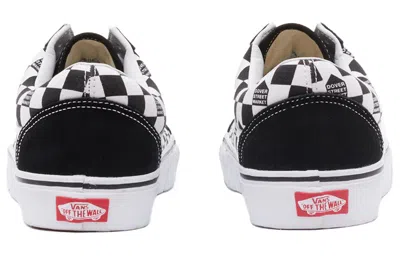 Vans Ua Og Old Skool Checkerboard Sneakers In Black