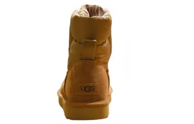 Ugg (wmns)  Classic Maxi Toggle Mini In Brown