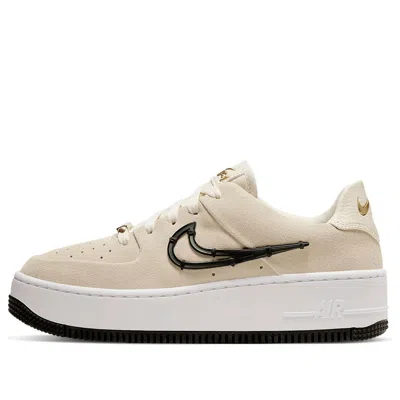 Nike (wmns)  Air Force 1 Sage Low Lx 'cream' In Multi