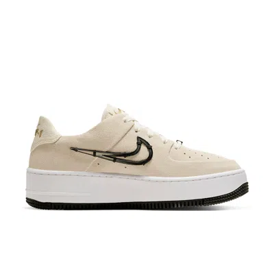 Nike (wmns)  Air Force 1 Sage Low Lx 'cream' In Multi