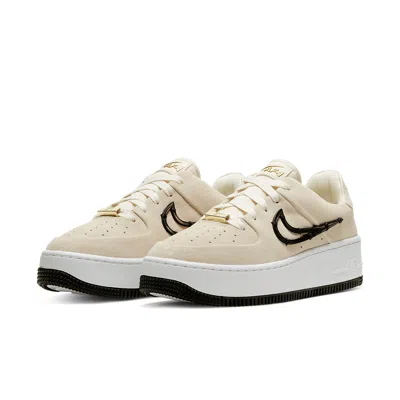 Nike (wmns)  Air Force 1 Sage Low Lx 'cream' In Multi