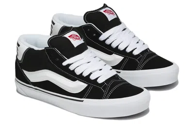 Vans Knu Mid Sneaker In Black