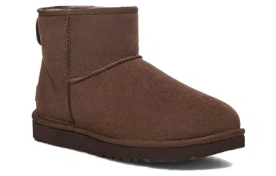 Ugg (wmns)  Classic Mini Ii Boot 'burnt Cedar' In Brown
