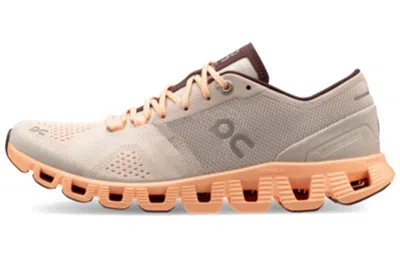 On (wmns)  Running Cloud X 'silver Almd' In Purple