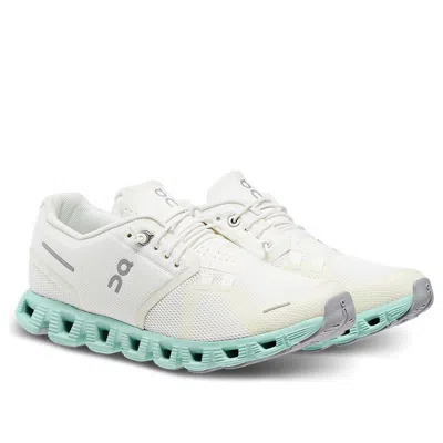 On Running (wmns)  Cloud 5 'undyed White Creek' In Gray