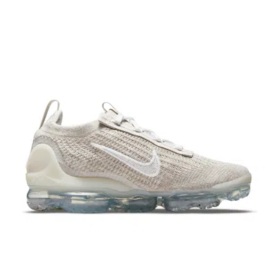Nike (wmns)  Air Vapormax 2021 Flyknit 'light Bone' In Gray