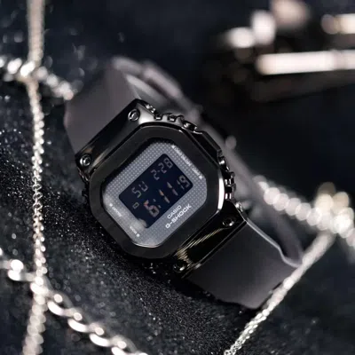 Casio G-shock Digital 'black'
