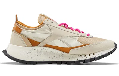 Reebok (wmns)  Classic Leather Legacy Running Shoes Beige/brown