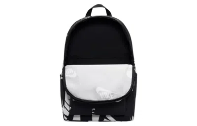 Nike Heritage Black