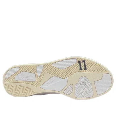 Anta Kai Hela Style 1 'ivory' In White
