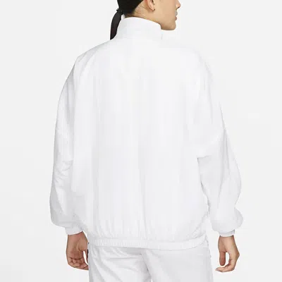 Nike (wmns)  Ss22 Sportswear Essential Logo Pattern Wrinkled Woven Loose Stand Collar Jacket White