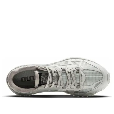 Mizuno Racer Adv 'white Smoked Grey' In Gray