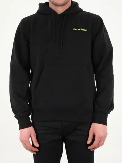 The North Face Logo Printed Drawstring Hoodie In Black