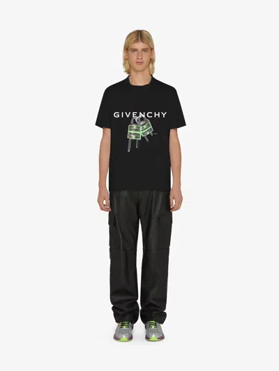 Givenchy 4g Lock Slim Fit T-shirt In Black