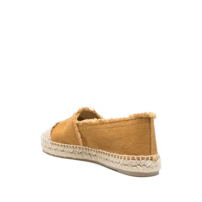 Castaã±er Round Toe Flat Shoes