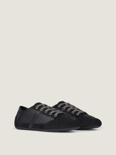 Givenchy Men Baskets Low-top Leather And Suede Sneakers In Black