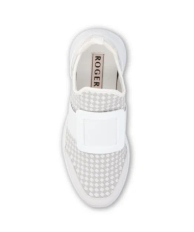 Roger Vivier Round Toe Low Cut Casual Shoes