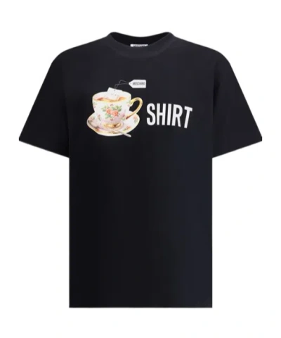 Moschino T-shirt Whit Maxi Print In Black