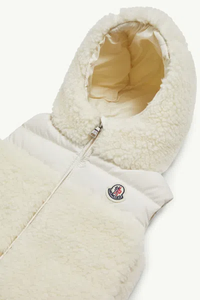 Moncler Botha Hooded Down Vest In White