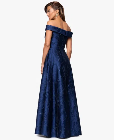 Xscape Women's Off-the-shoulder Metallic Ball Gown