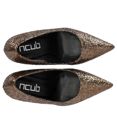 Ncub Bit Bronze Glitter Pump In Gold